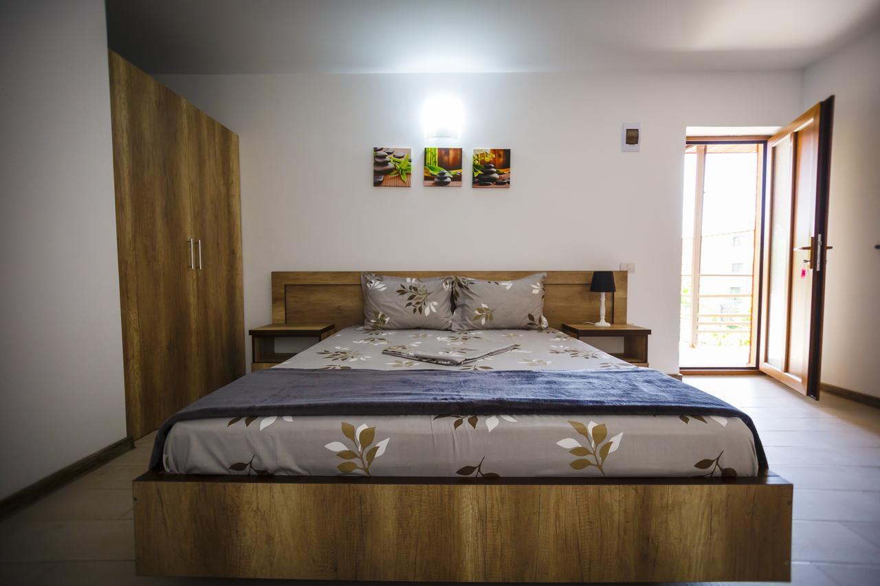فندق Casa Tudorascu فاما فيكي المظهر الخارجي الصورة